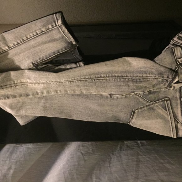 DKNY City Ultra Skinny Gray Jeans - Picture 6 of 9